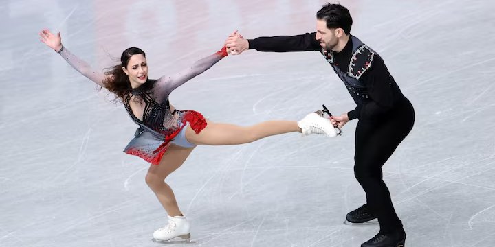 Канадская пара фигуристов Дианна Стеллато-Дудек и Максим Дешам (Фото: REUTERS/Isei Kato)