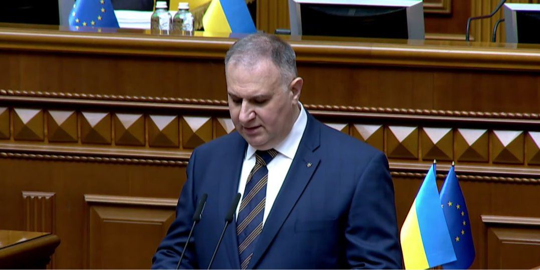 Serhiy Karabuta took the oath of office as a member of parliament in the Verkhovna Rada on February 3. (Photo: Screenshot from YouTube broadcast/Rada TV channel)