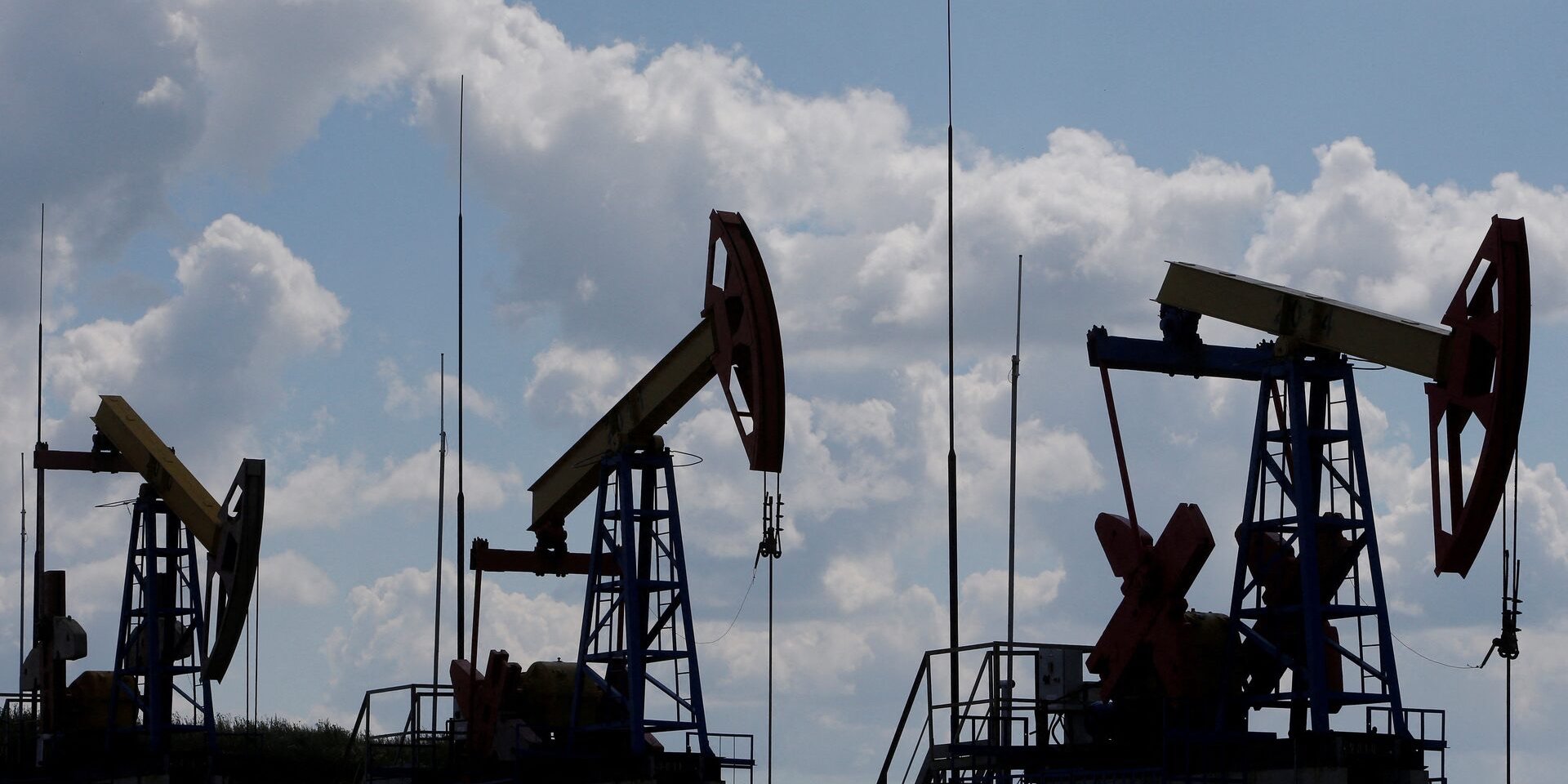 НПЗ Индии обратились к правительству после заявлений Трампа о российской нефти (Фото: REUTERS/Sergei Karpukhin)