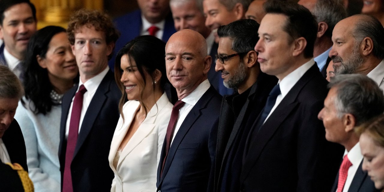 Бізнесмени Марк Цукерберг, Джефф Безос, Сундар Пічай та Ілон Маск на інавгурації Дональда Трампа, 20 січня 2025 року (Фото: Julia Demaree Nikhinson/Pool via REUTERS)