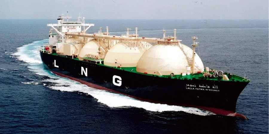 LNG tankers from the U.S. will arrive at Greece, after which the gas will be transported by pipelines to Ukraine (Photo: fajjaxparcelservices)