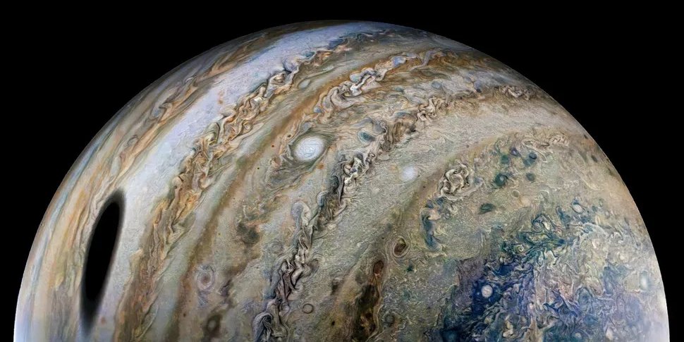 Юпітер на знімку, отриманому космічним апаратом Juno (Фото: NASA/JPL-Caltech/SwRI/MSSS. Обробка зображення: Томас Томопулос © CC BY)