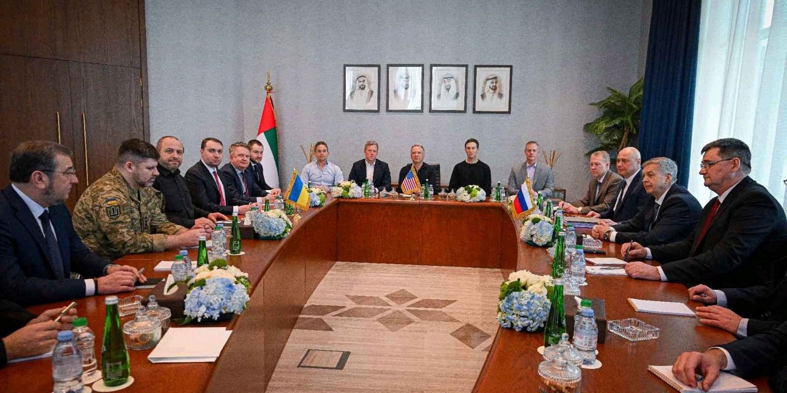 Тристоронні мирні переговори в ОАЕ 24 січня 2026 року (Фото: Uae Government/Handout via REUTERS)