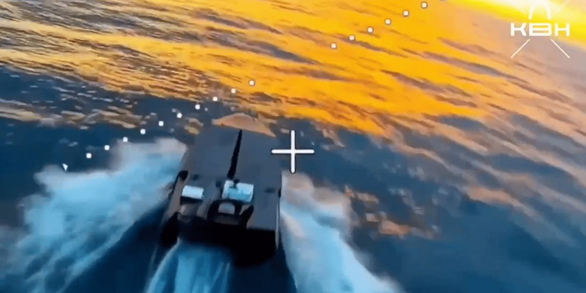 Russians showcase tests of new fiber-optic unmanned surface vessels, Skorlupa (Photo: Defense Express)