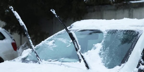 Двірники авто (Фото: depositphotos.com)