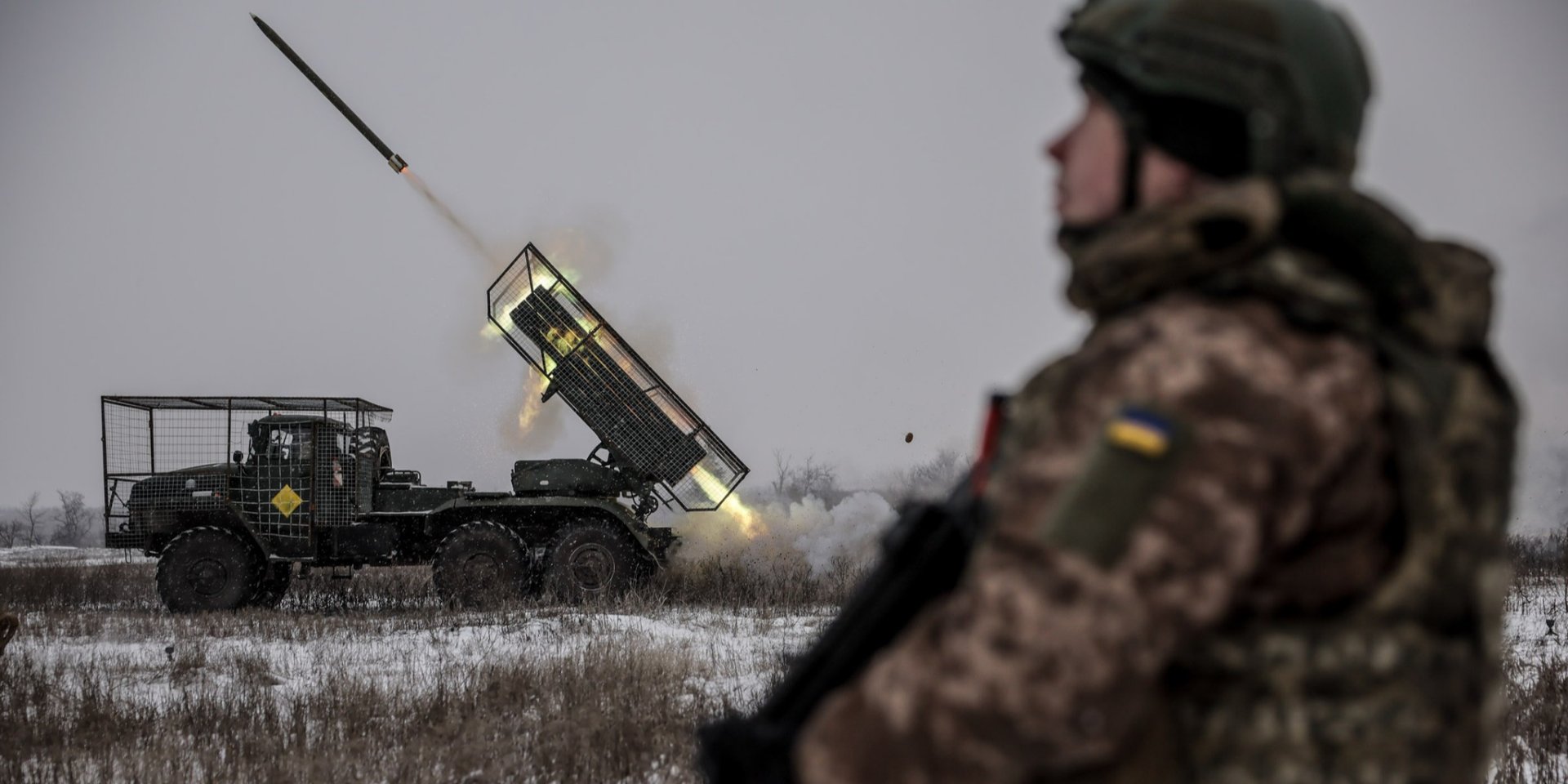 Боевая работа расчета реактивной системы залпового огня Град 24-й бригады вблизи Часового Яра (Фото: 24-я ОМБр имени короля Даниила/Facebook)