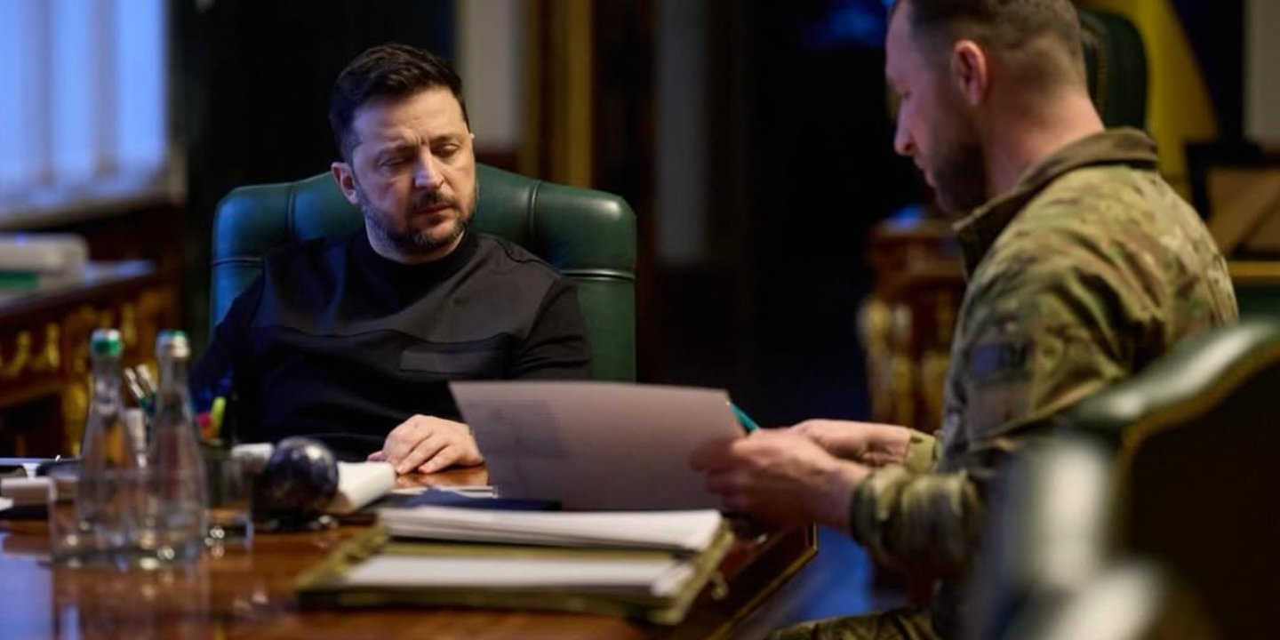 Zelenskyy noted that organizing a nationwide vote in wartime is difficult (Photo: .instagram.com/zelenskyy_official/)