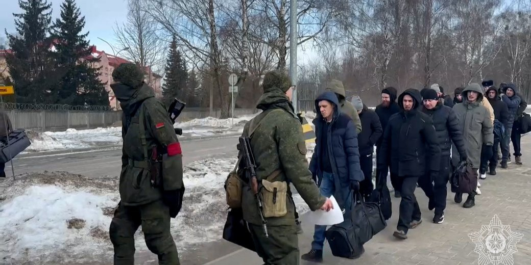 Reservists responding to a call-up (Photo: Belarusian Defense Ministry)