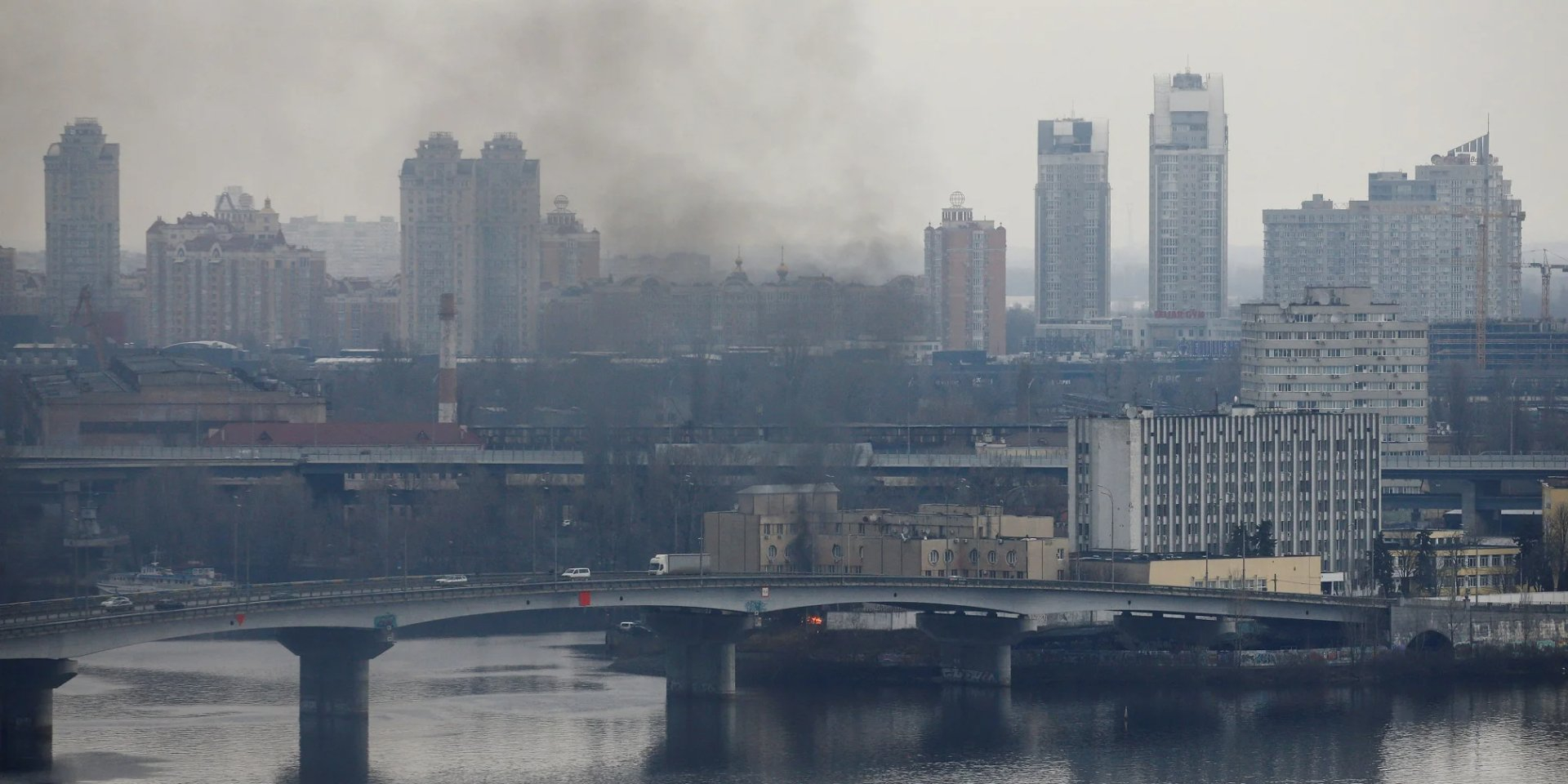 The first strikes on Kyiv on Feb. 24, 2022. (Photo: Valentin Ogyrenko / Reuters)