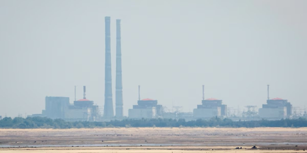 IAEA reports risks after loss of backup line at Zaporizhzhya Nuclear Power Plant (Photo: REUTERS/Alina Smutko)