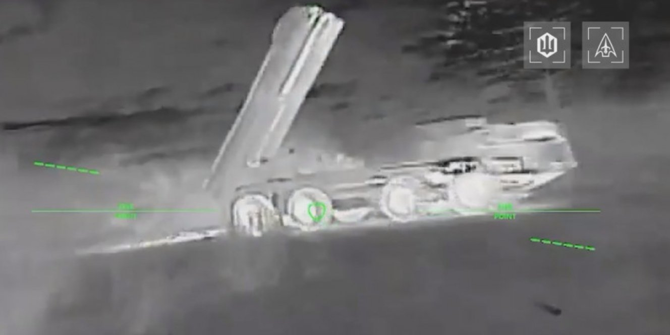 Destruction of Tornado-S MLRS (Photo: Robert Brovdi / Facebook, screenshot)