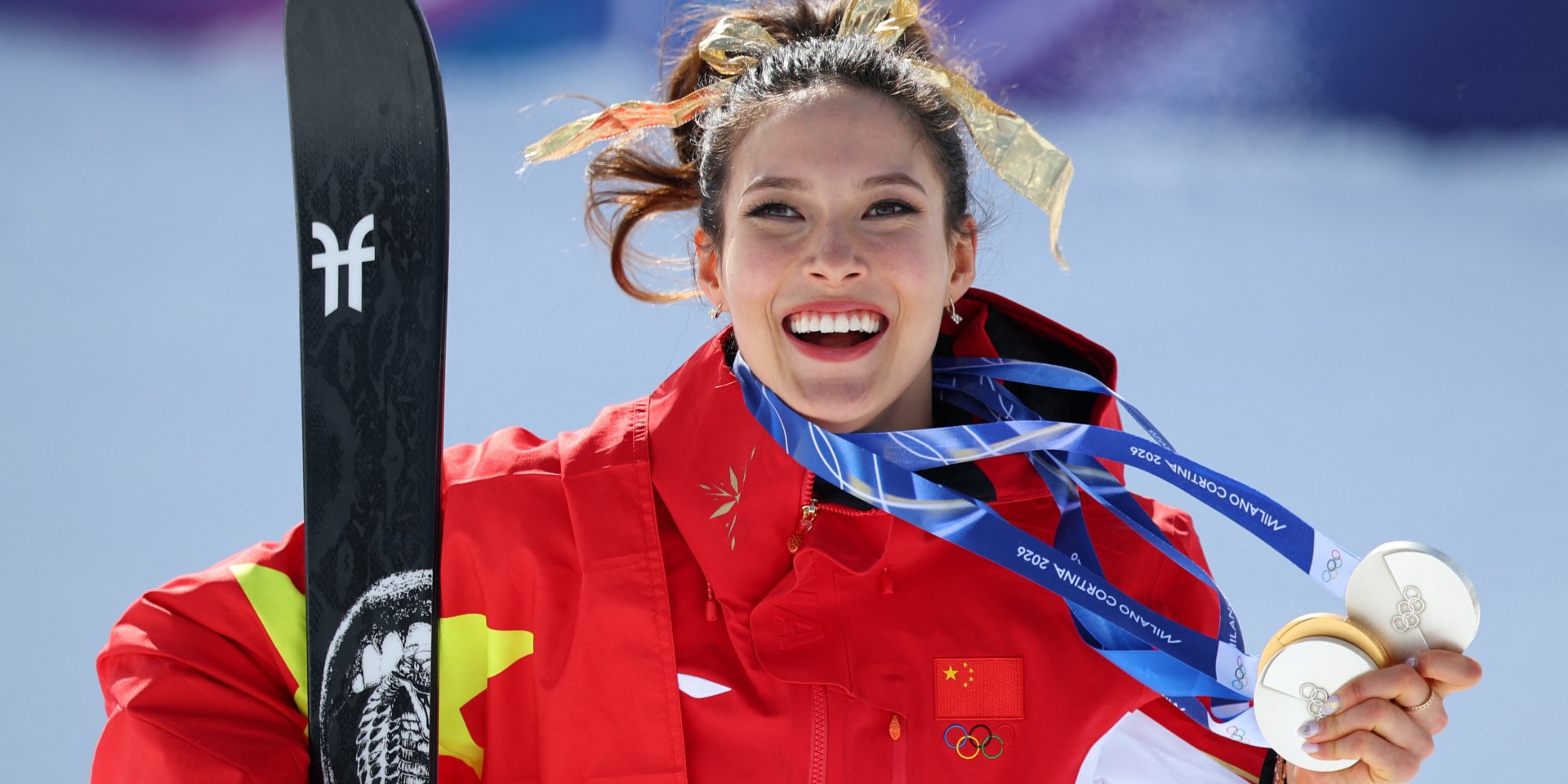 Ейлін Гу зі своїми олімпійськими нагородами (Фото: REUTERS/Marko Djurica)