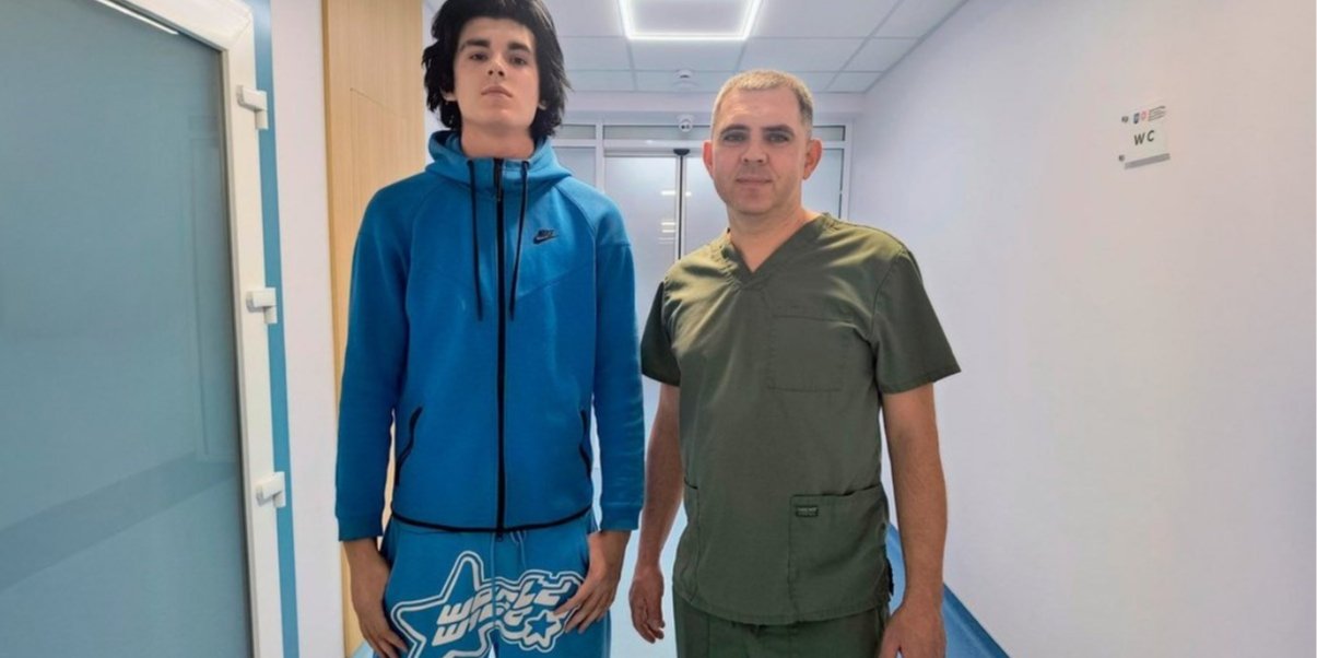 Першу медичну допомогу постраждалому внаслідок теракту Іллі надали поліцейські, а&nbsp;потім сестра його доправила до&nbsp;Дитячої лікарні Святого Миколая (Фото: Пресслужба Лікарні Святого Миколая)