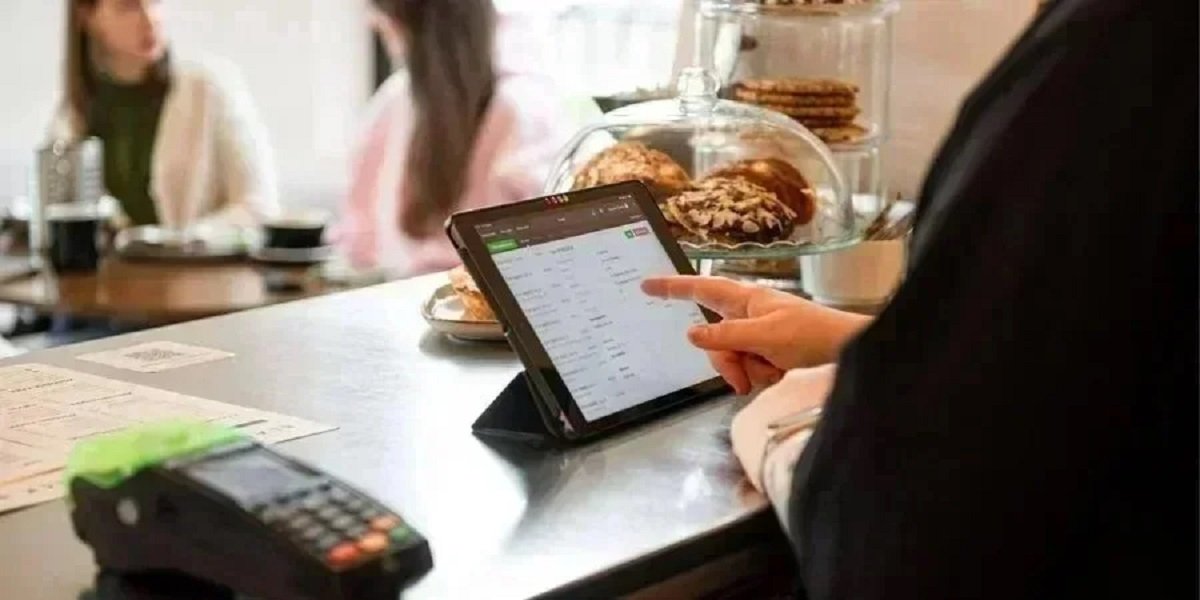 «Ще одна поширена схема». Податкова взялася за детінізацію ресторанного бізнесу