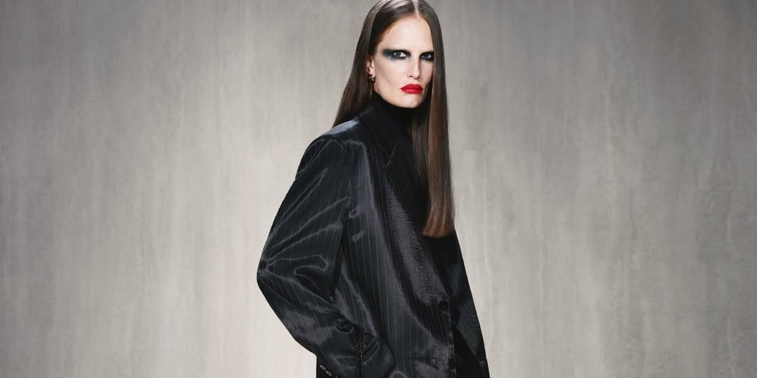 Українська модель Алла Костромічова в образі від Gucci (Фото: instagram.com/gucci)