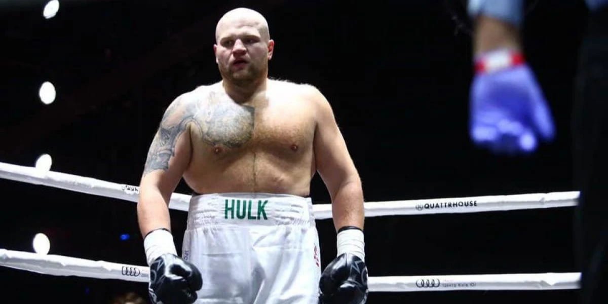 Игорь Шевадзуцкий — украинский боксер супертяжелого веса (Фото: instagram.com/ubf_boxing)