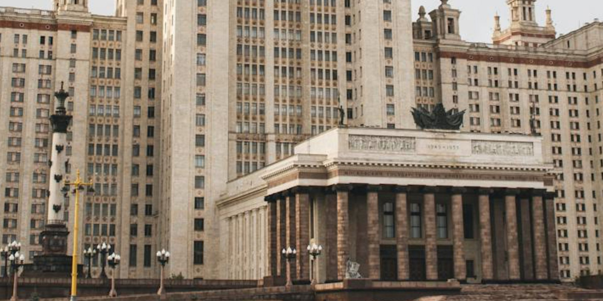 Echo describes the Russian methodology as 'the Carrot and Stick' (Photo: Photo by Oleksiy Vecherin from Рехеls)