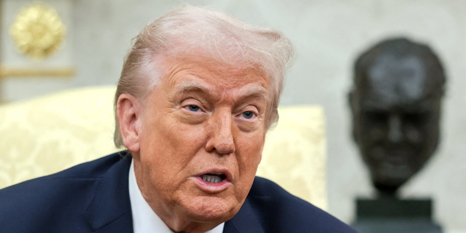 Президент США Дональд Трамп під час зустрічі з&nbsp;канцлером Німеччини Фрідріхом Мерцом в&nbsp;Овальному кабінеті в Білому домі 3 березня (Фото: REUTERS/Jonathan Ernst)