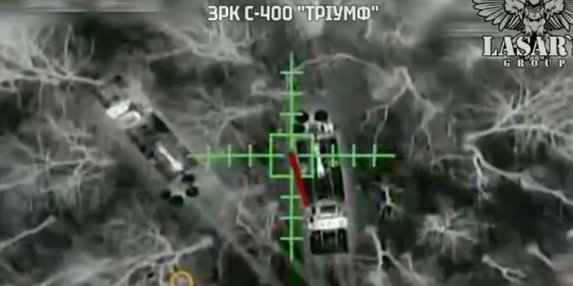 S-400 Triumph air defense system destroyed by Ukrainian strike UAVs (Photo: Screenshot from video)