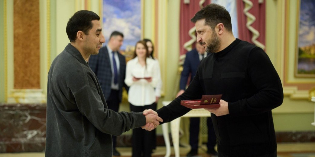 Ramil Nasirov received the Order of Merit, III class (Photo: Office of the President)