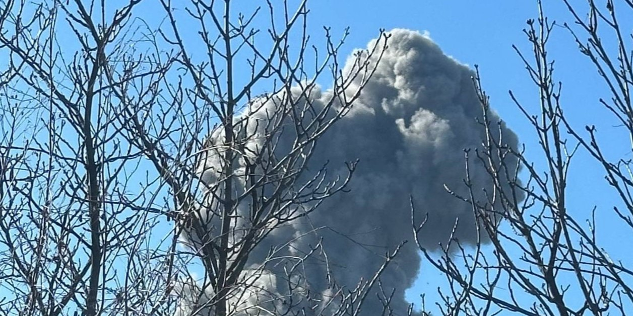 A column of smoke reportedly rises after an explosion in temporarily occupied Donetsk on March 8, 2026. (Photo: Photo fragment / Exilenova+ / Telegram)