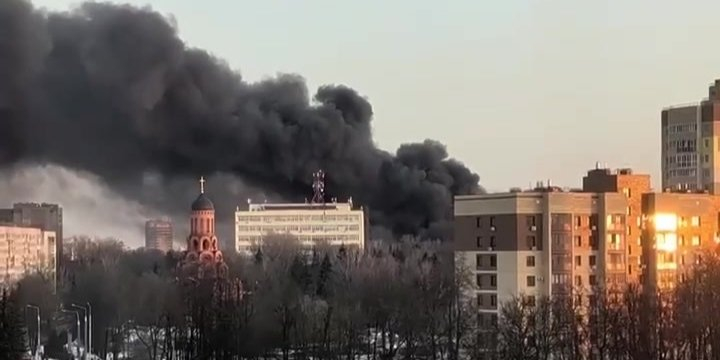 Consequences of the flight over the Kremniy El plant in Bryansk (Photo: screenshot of the video ButusovPlus / Telegram)