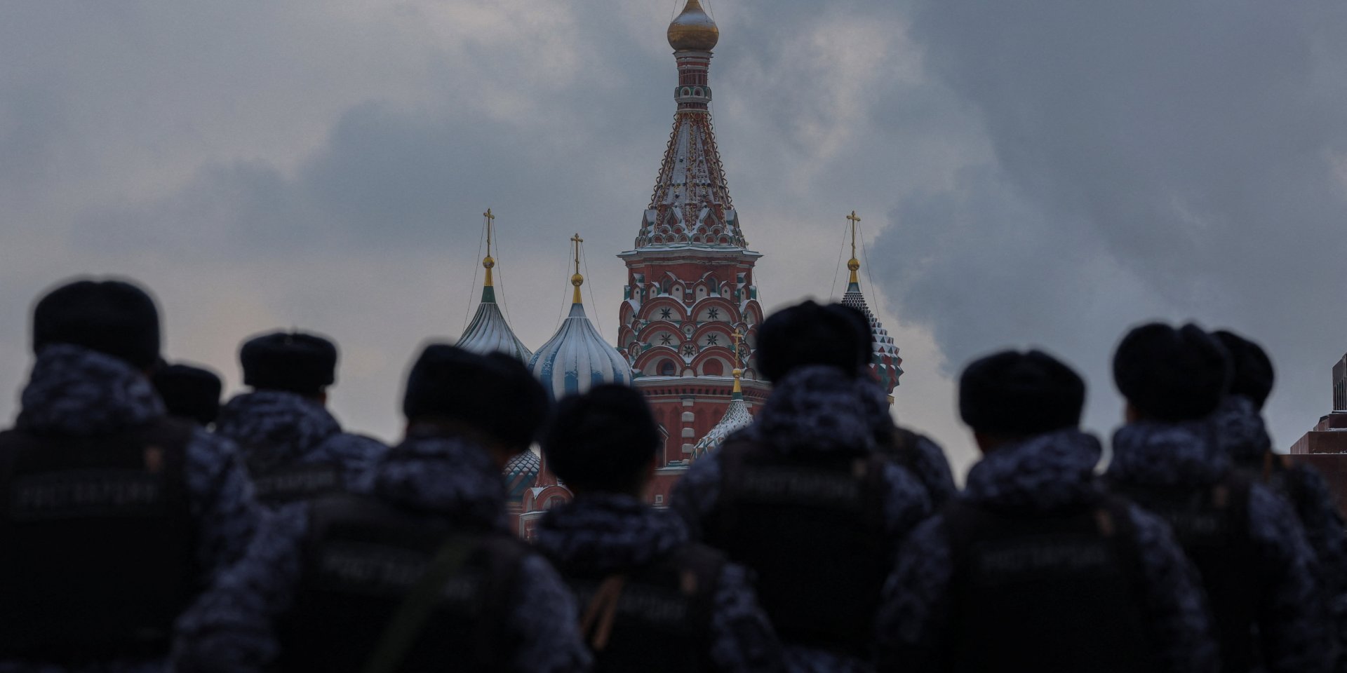 Бійці національної гвардії РФ в центрі Москви, 29 грудня 2025 рік (Фото: REUTERS/Ramil Sitdikov)