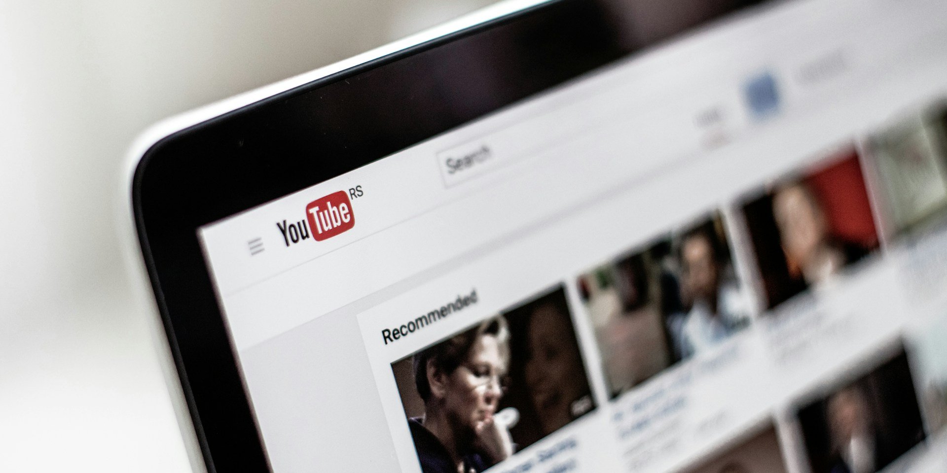 YouTube (Фото: Unsplash)