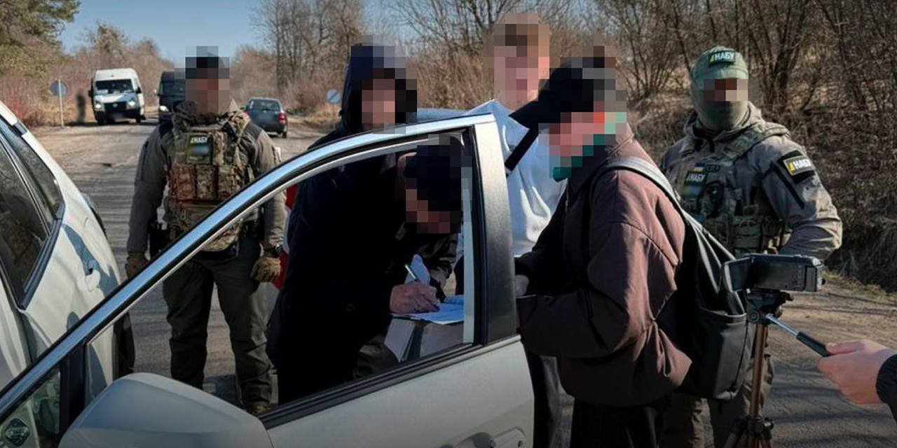 НАБУ і САП викрили суддю, який схиляв адвоката надати $30 тисяч хабаря (Фото: НАБУ)