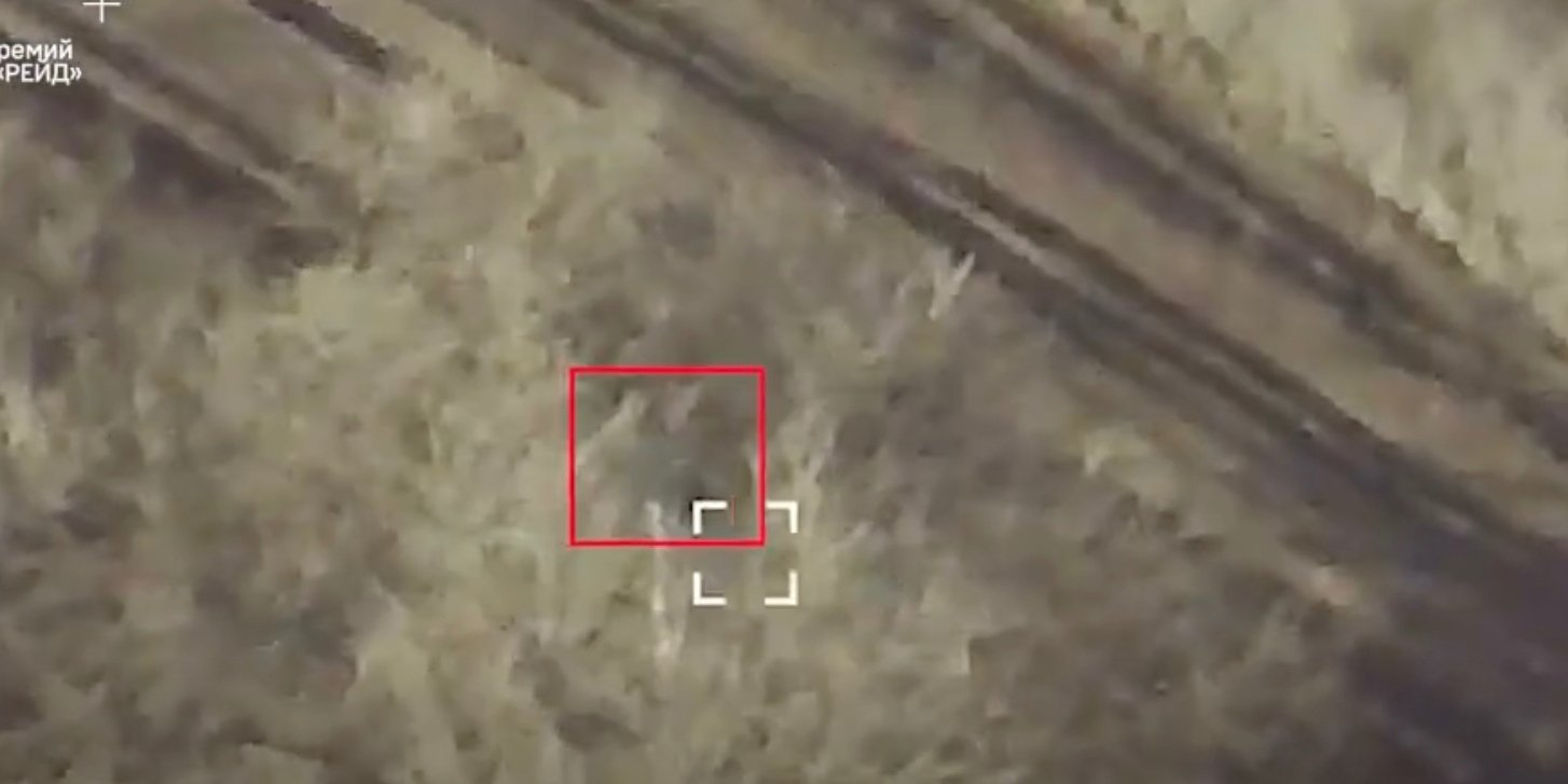 Ukrainian military hit EW resident 30 km from the front (Photo: Screenshot from the video)