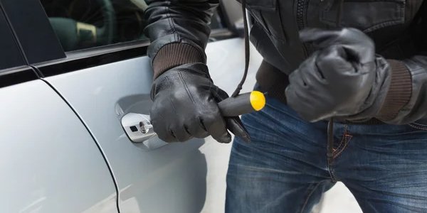 Кошмар для крадія: лайфхаки з монтажу автосигналізації для максимального захисту (Фото: depositphotos.com)