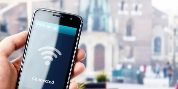 Міф про Wi-Fi на смартфоні: чи варто вимикати його щоразу, коли виходите з дому?