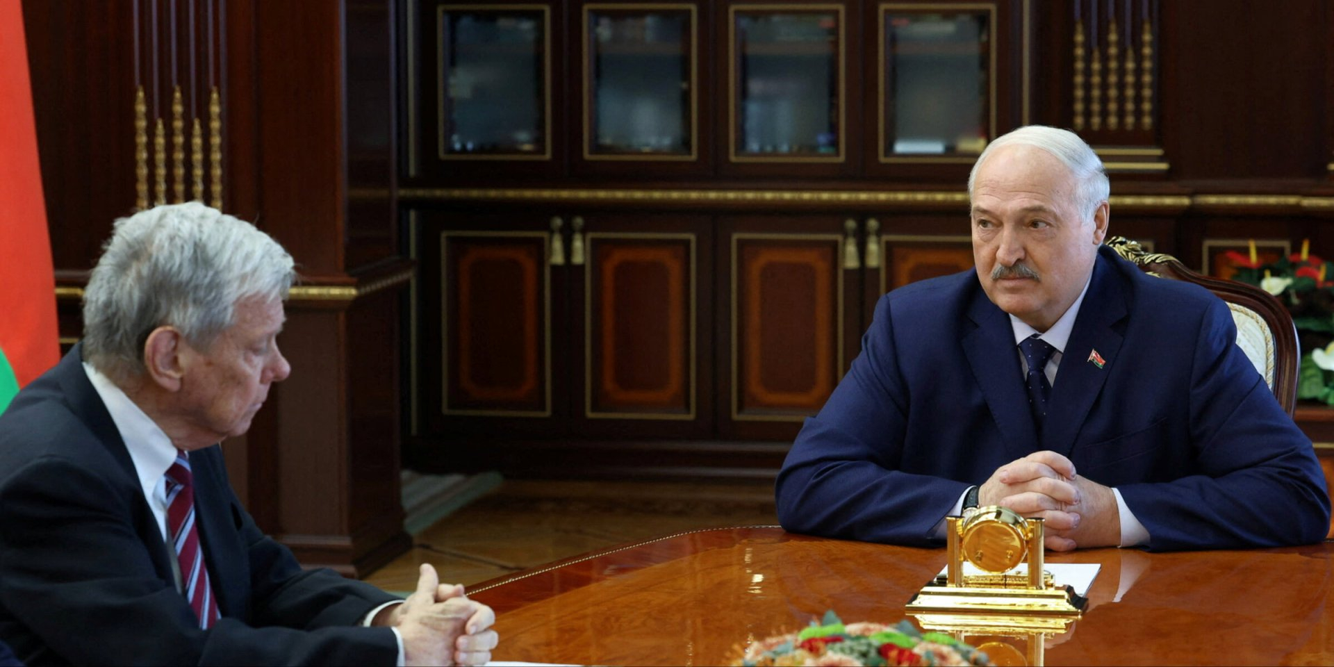 John Cole and Alexander Lukashenko (Photo: President of the Republic of Belarus/Handout via REUTERS)