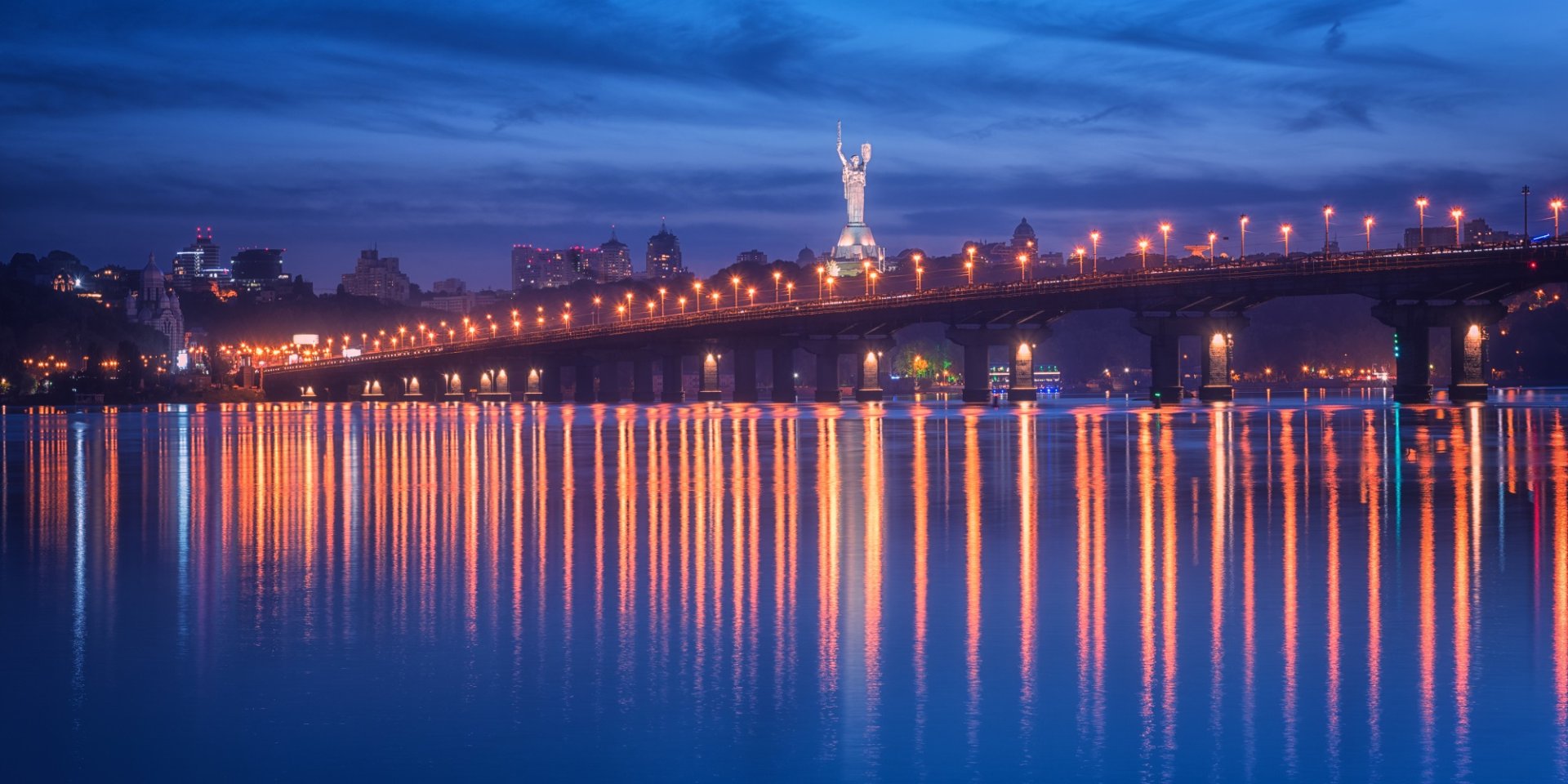 «Повна відповідальність Києва». У Мінрозвитку відхрестились від мосту Патона