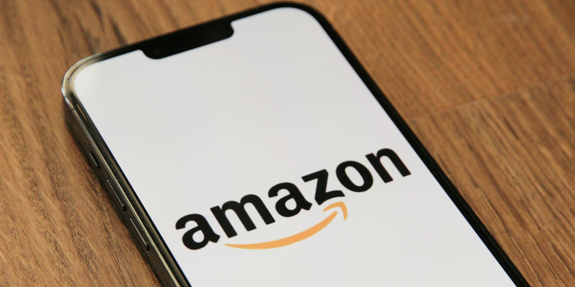 Amazon випустить свій другий смартфон після провалу 12-річної давності (Фото: Unsplash)