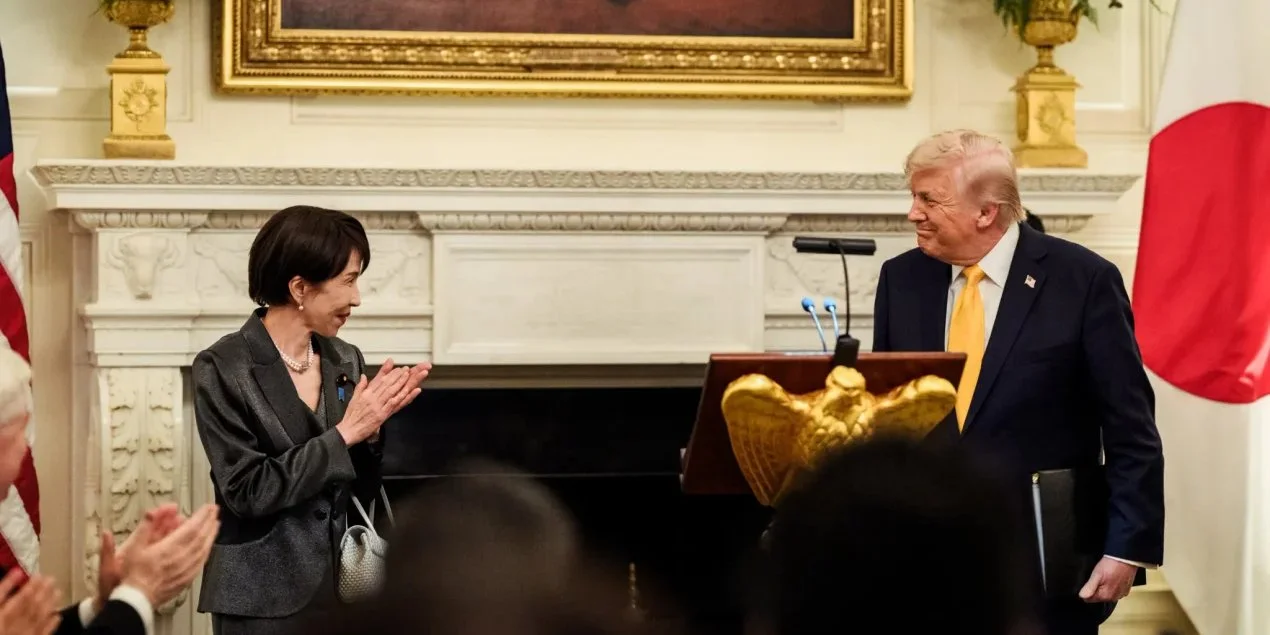 «Хотела задобрить Трампа». В Японии возмущены реакцией премьера Такаичи на шутку о Перл-Харборе — WP