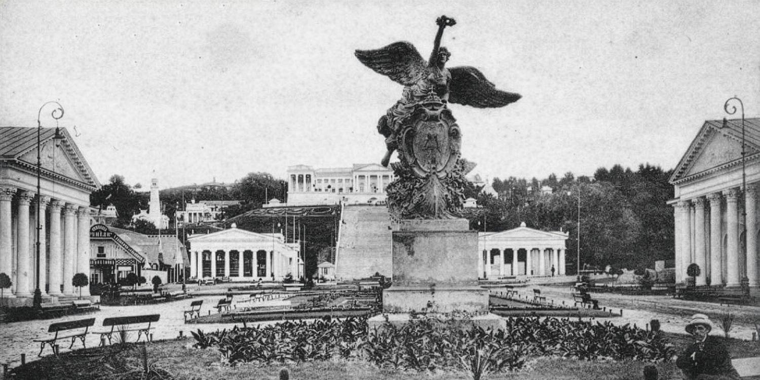 Промислові павільйони та павільйон земства, 1913 рік (Фото: DR)