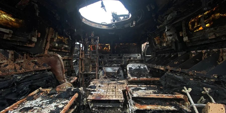 Российские оккупанты потеряли 890 военных, 33 артсистемы и шесть танков за сутки — Генштаб ВСУ