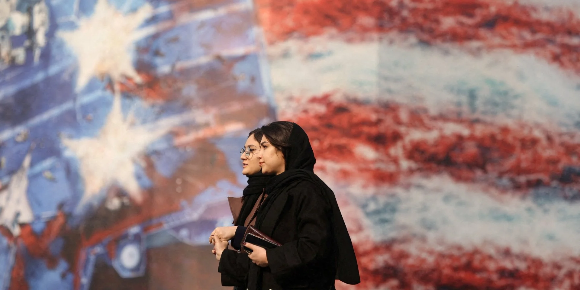 США готовятся организовать переговоры с Ираном на этой неделе, Тегеран «готов выслушать» — СМИ