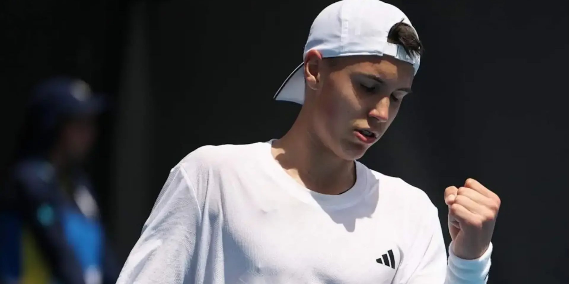 Теннисист, который отказывался отвечать на украинском, будет выступать за Узбекистан