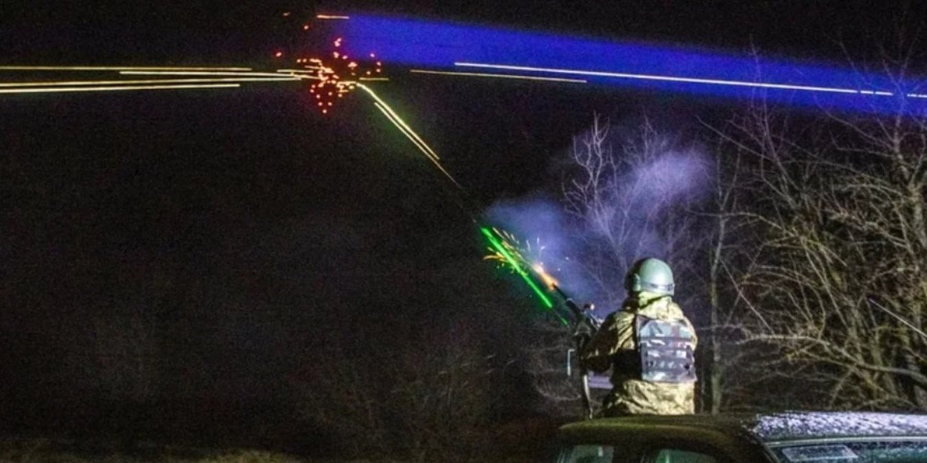 РФ атакует Украину шахедами, в ряде областей объявлена воздушная тревога