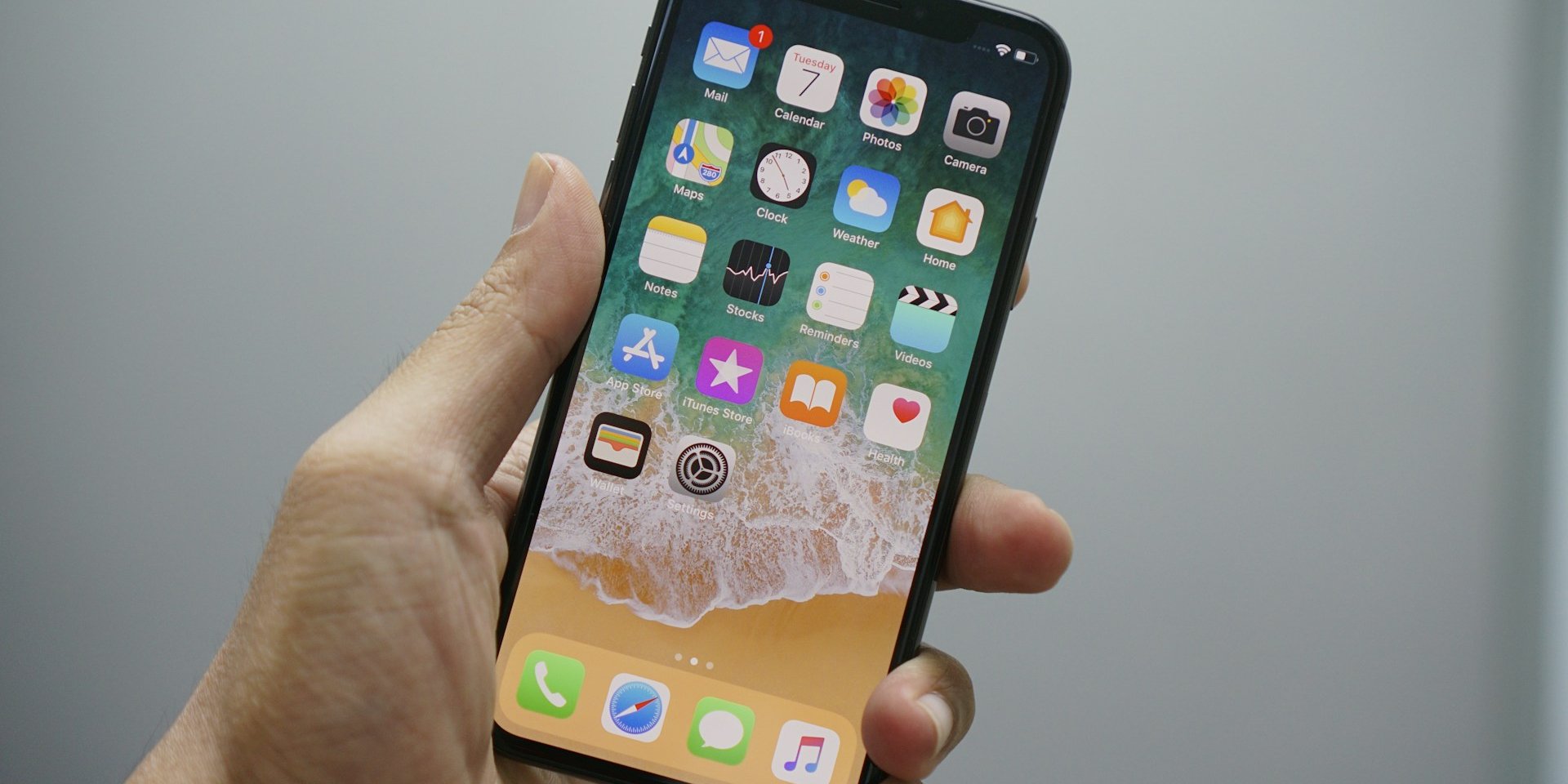 Siri може перетворитися на окремий застосунок (Фото: unsplash)