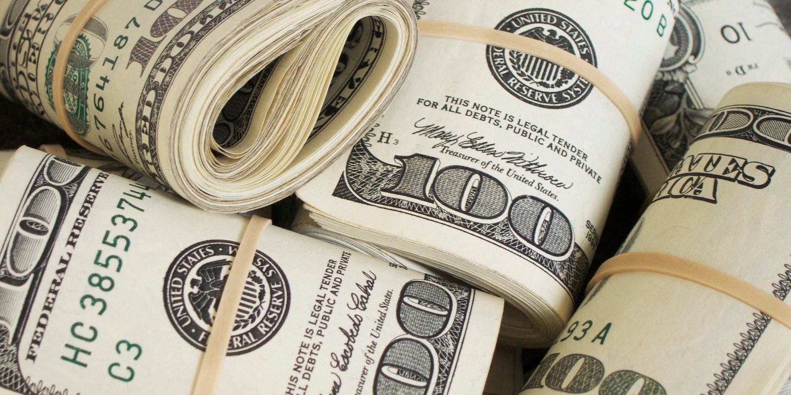 Помощь безработным. Людям, которые потеряли работу из-за развития ИИ, выплачивают по $1000 ежемесячно