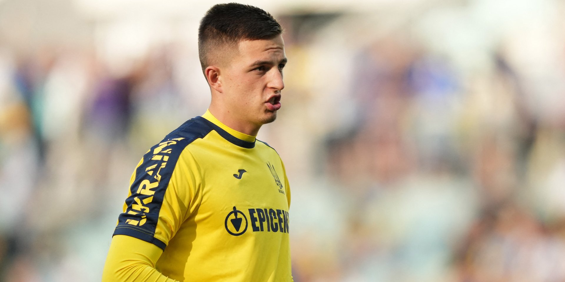 «Крепкий, большой и без эмоций ходит»: Трубин положительно отозвался о дебютанте сборной Украины