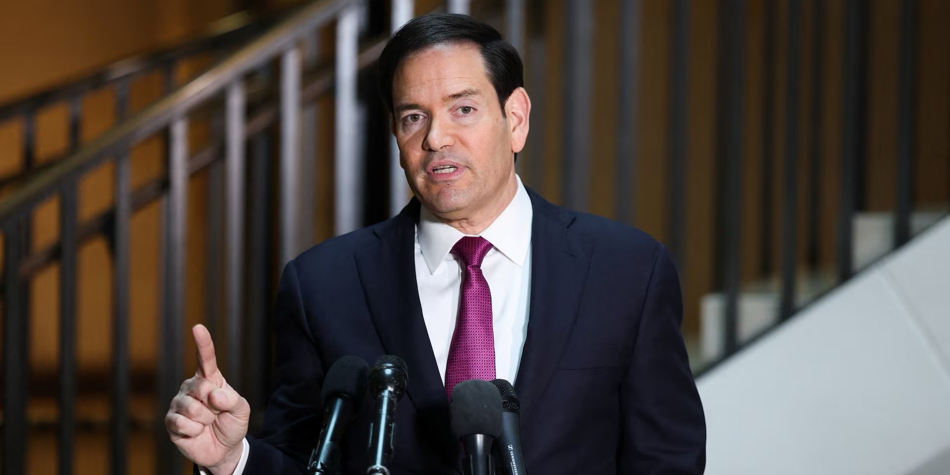 Рубио назвал «ложью» слова Зеленского о том, что США требуют от Украины вывести войска с Донбасса в обмен на гарантии безопасности