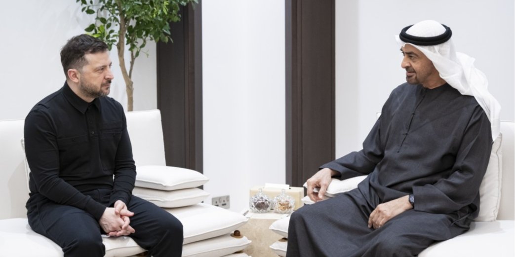 Зеленский в Абу-Даби встретился с президентом ОАЭ и заявил о договоренности в сфере обороны