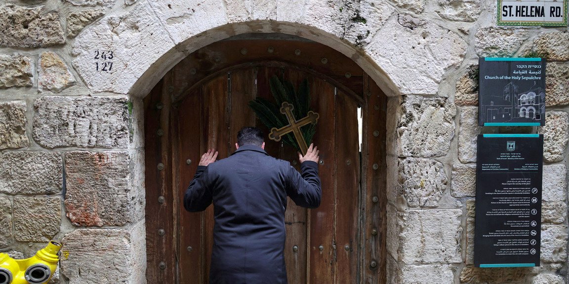 «Впервые за столетие». Израиль не пустил католических лидеров в храм Гроба Господня в Вербное воскресенье, в Италии вызовут посла