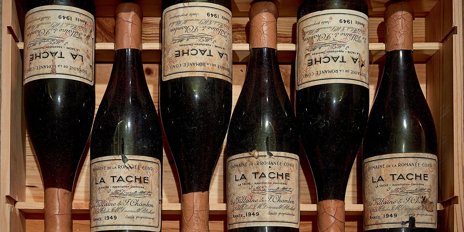 Вино 1945 года побило мировой рекорд и стало самым дорогим, когда-либо проданным на аукционе