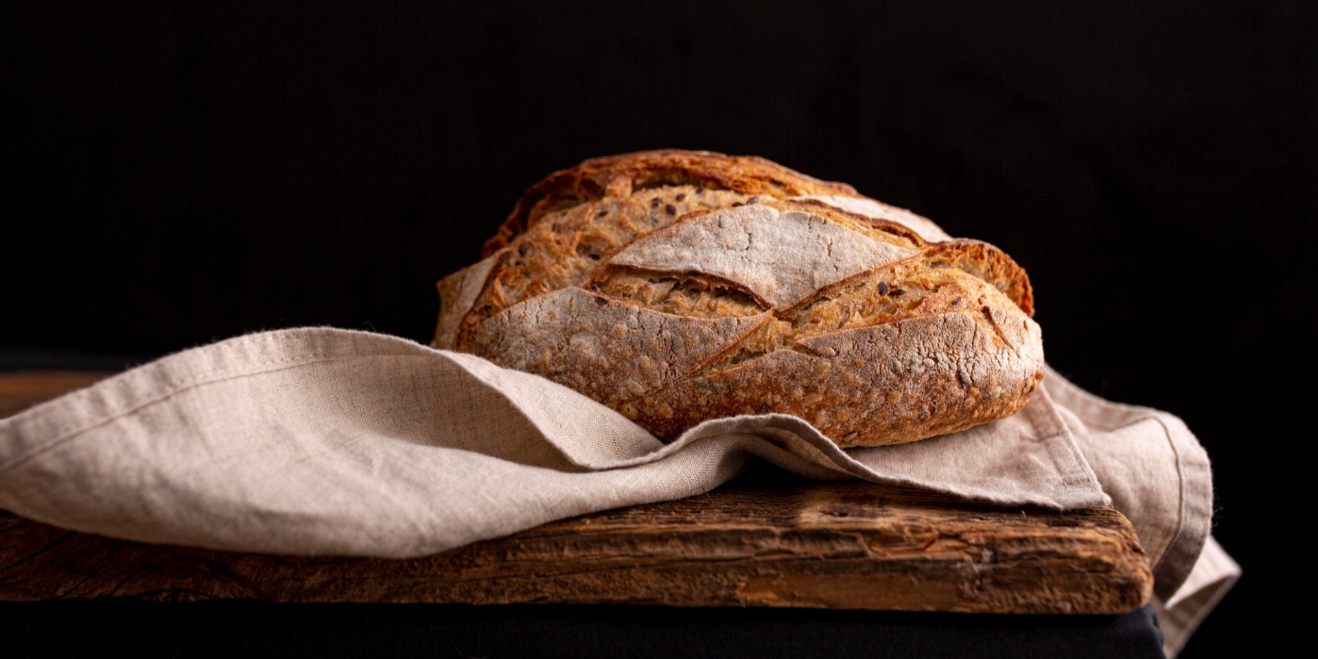 Еще вкуснее и полезнее хлеб на закваске: профессиональные пекари раскрыли одно действие, которое обязательно нужно сделать