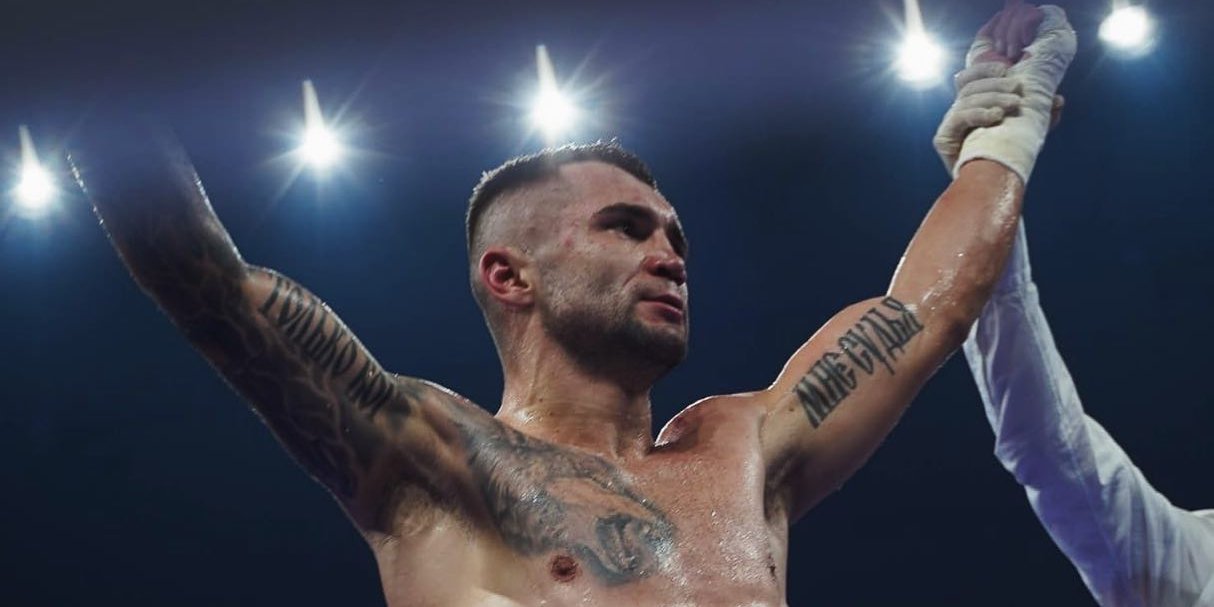 «Он был в нокдауне, но поднялся и победил меня». Украинский боксер признался, как переживал первое поражение в карьере